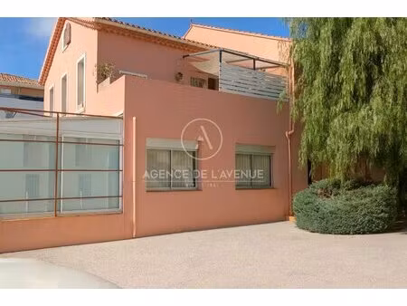 location local commercial 180m² la seyne sur mer 83500