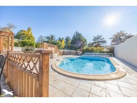 vente maison 5 pièces 102 m² montroy (17220)