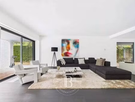 maison à vendre 10 pièces 380 m2 croix - 1 560 000 €