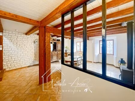 maison de village avec terrasse et garage