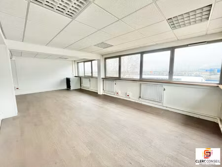 location local professionnel 90m² sotteville les rouen 76300