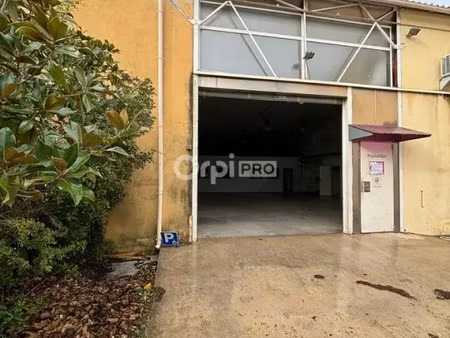 local commercial a louer