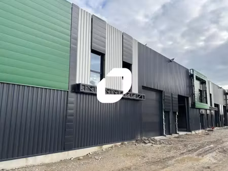a vendre ou a louer  locaux industriels neufs