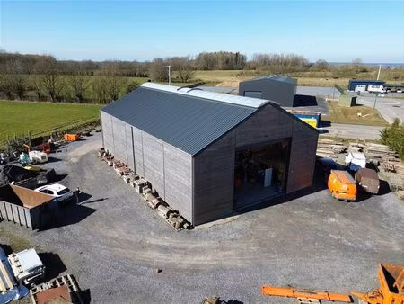 surface industrielle à vendre à macon (vbd41738)