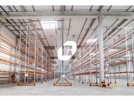 location entrepôt grand couronne 76530