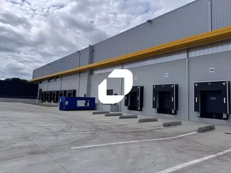 location entrepôt leers 59115