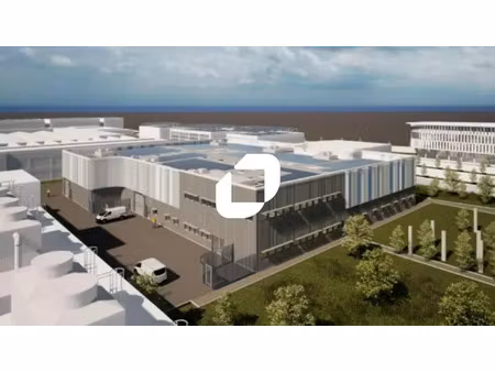 a louer  parc d'activités avec accès tram et métro