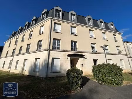location appartement 2 pièces 40m² saumur 49400