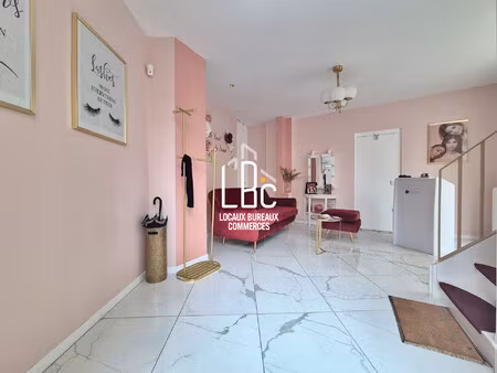 location local commercial 45m² nantes 44000