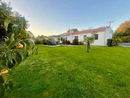 vente maison à saint-avaugourd-des-landes (85540) : à vendre / 162m² saint-avaugourd-des-l