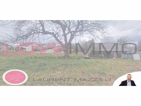 terrain constructible de 1400m2