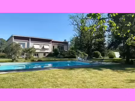 vente maison 8 pièces 202 m² à magne (79460)  319 000 €