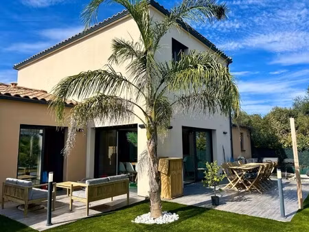 villa de luxe à vendre à restinclières