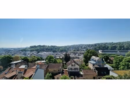 maison de luxe à vendre dans le quartier brancas-fontenelles-beauregard