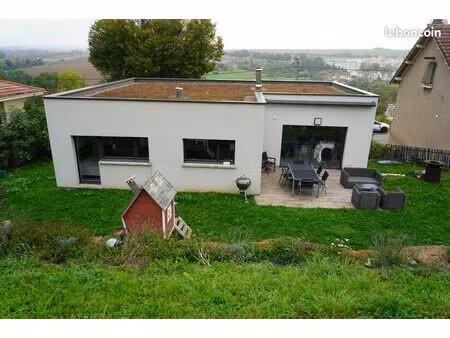 maison d'architecte belles prestations et surperbe vue