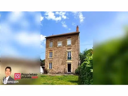 immeuble 9 pièces 151 m²