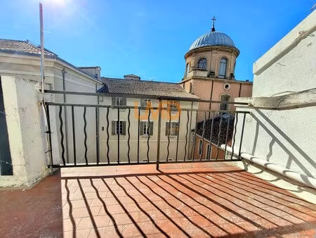 vente bâtiment 9 pièces