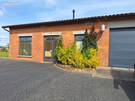 loue local commercial entrepôt 200²