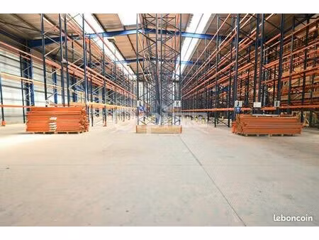 local d'activité 1 200 m²