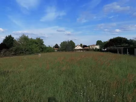 vente terrain 916 m² à quinçay (86190)  79 990 €