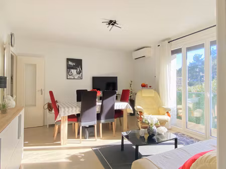 a perpignan  un appartement 3 pieces  en rez-de-chaussee 