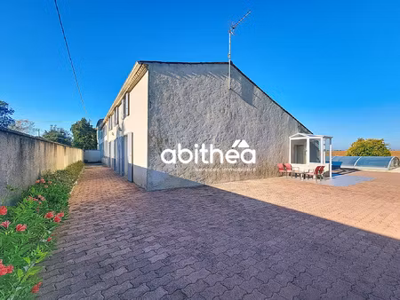 maison | 3 chambres | 190m2 | 5 pièces | 6200m2 de terrain |