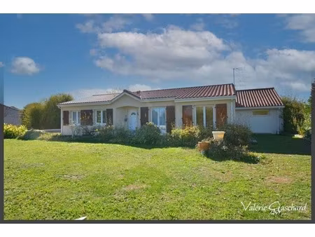 maison familiale de plain-pied à saint-vivien (gironde) – 5 chambres  garage  grand terrai