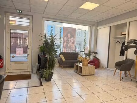 local commercial à louer