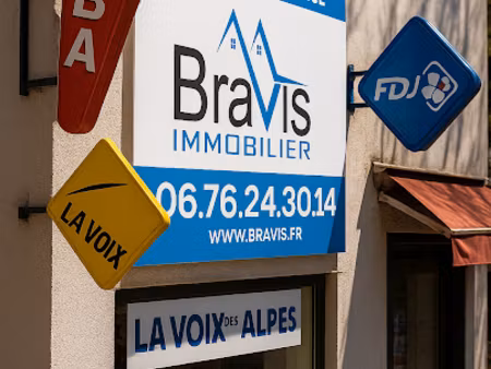 vente locaux professionnels 76.78 m² à fontaine (38600)  125 000 €