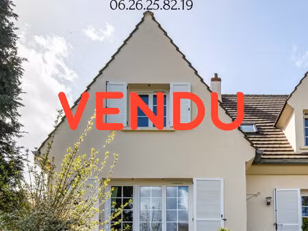 maison 7 pièce(s) 159 m2 carrez  170 m² utiles et terrain de 590 m²