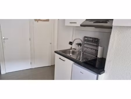 studio meublé centre-ville issoire disponible immédiatement