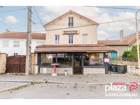 mur + fonds de commerce