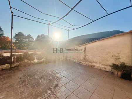 maison en pierre 4 pieces 65m2 avec terrasse combovin 26120