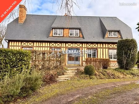 maison 8 pièces 243 m²
