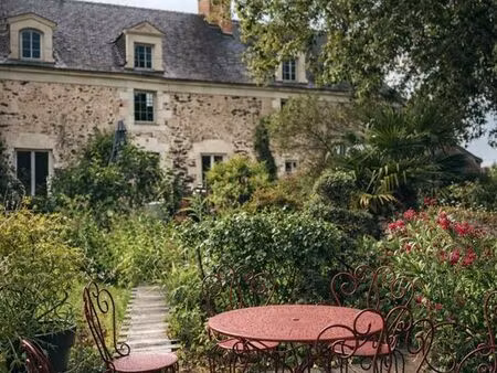 maison 7 pièces 266 m²