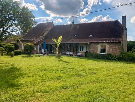 maison avec dépendances et terrain