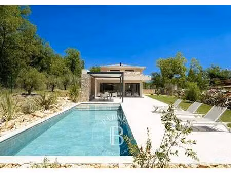 vente maison piscine à tourrettes (83440) : à vendre piscine / 225m² tourrettes