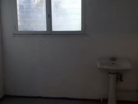 espace de stockage / cave / garde meubles