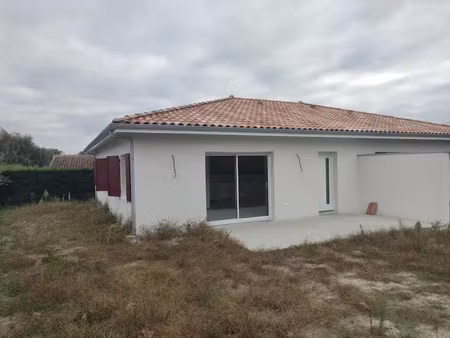 location maison 4 pièces 82 m² à laluque (40465)  1 000 €