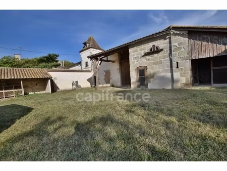 corps de ferme proche de tonneins