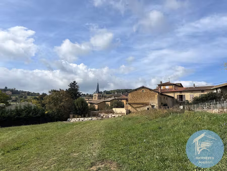 terrain viabilisé 604m2 - centre bourg - frontenas