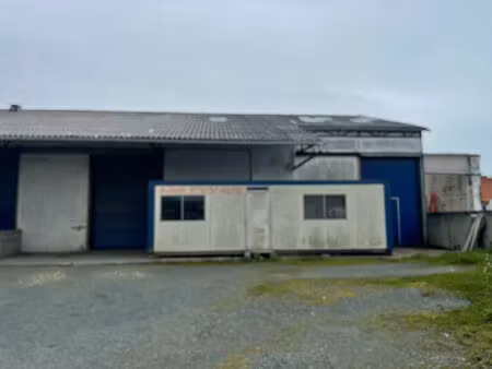 location local d'activité  208.00m²  aytré