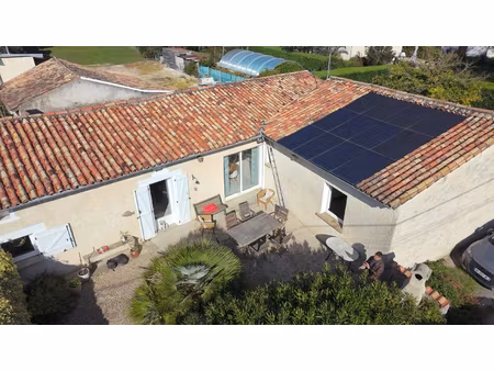 jolie maison ancienne renovee de plain pied