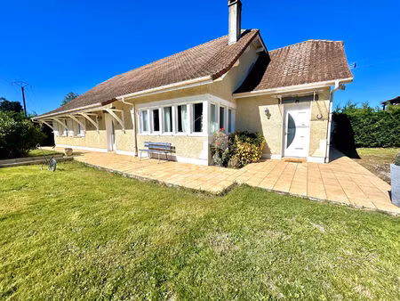 maison familiale - 7 pièces - 157 m² - terrain 2000 m²