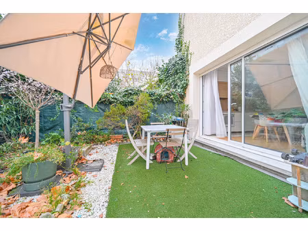 montreuil - maison avec véranda et jardin  clés en main.