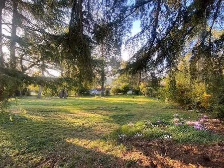 terrain constructible viabilisé à vendre