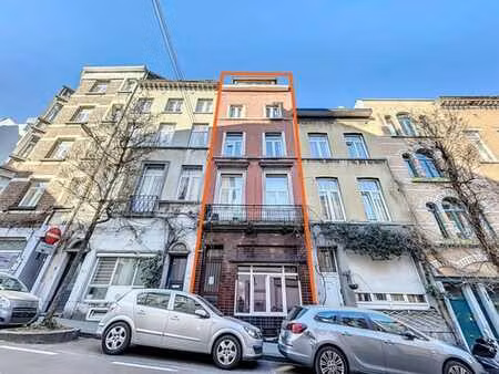 maison unifamiliale de 6 chambres - rue traversière 83