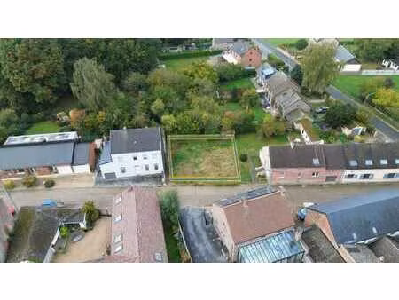 ? terrain à bâtir idéalement situé à taviers (éghezée) ??