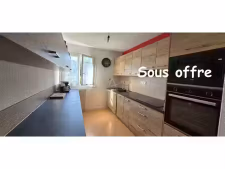 vente appartement lanveoc  63m² 4 pièces 100 000€ avec balcon