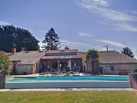 maison aizenay